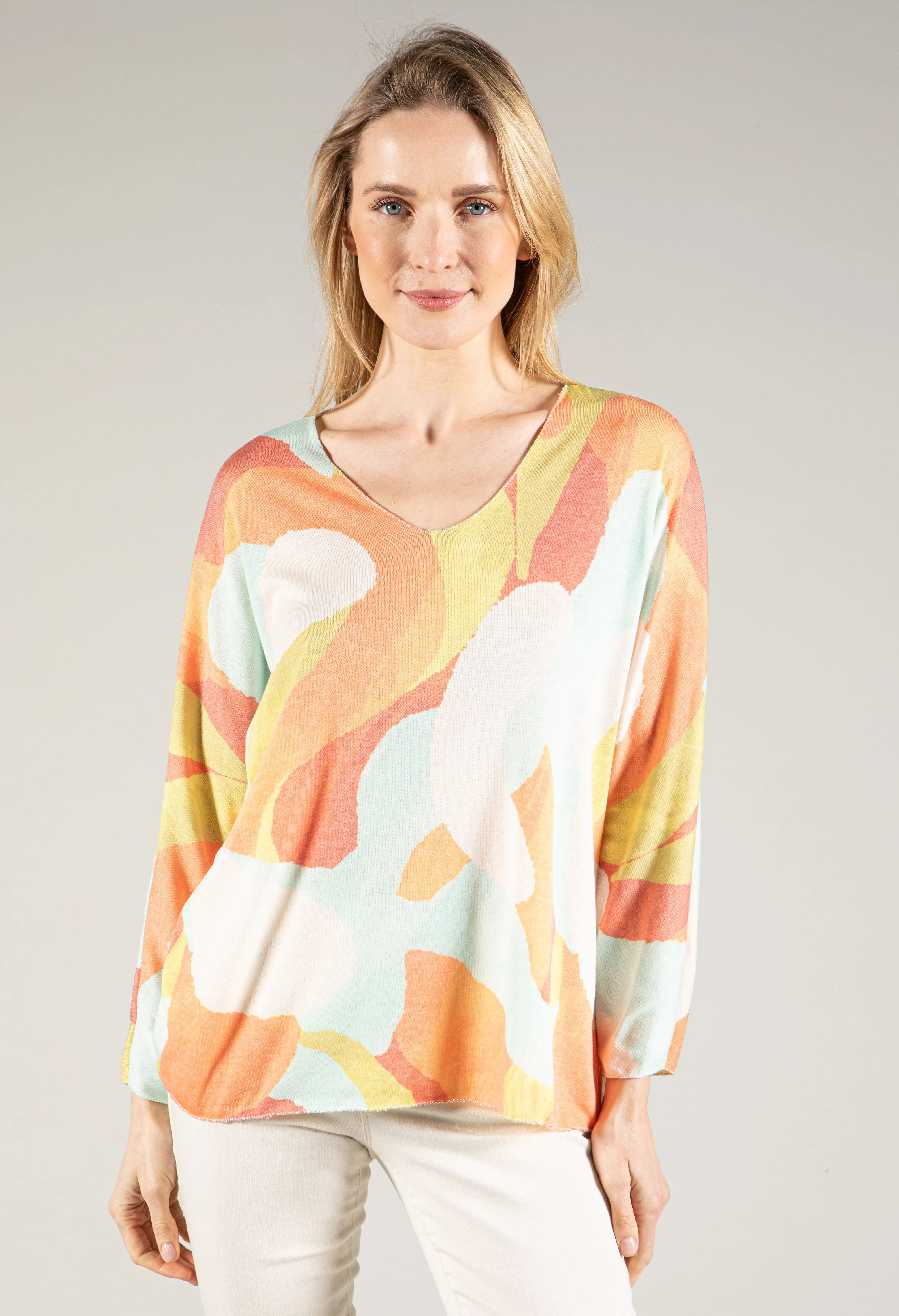 Abstract Print Soft Pullover