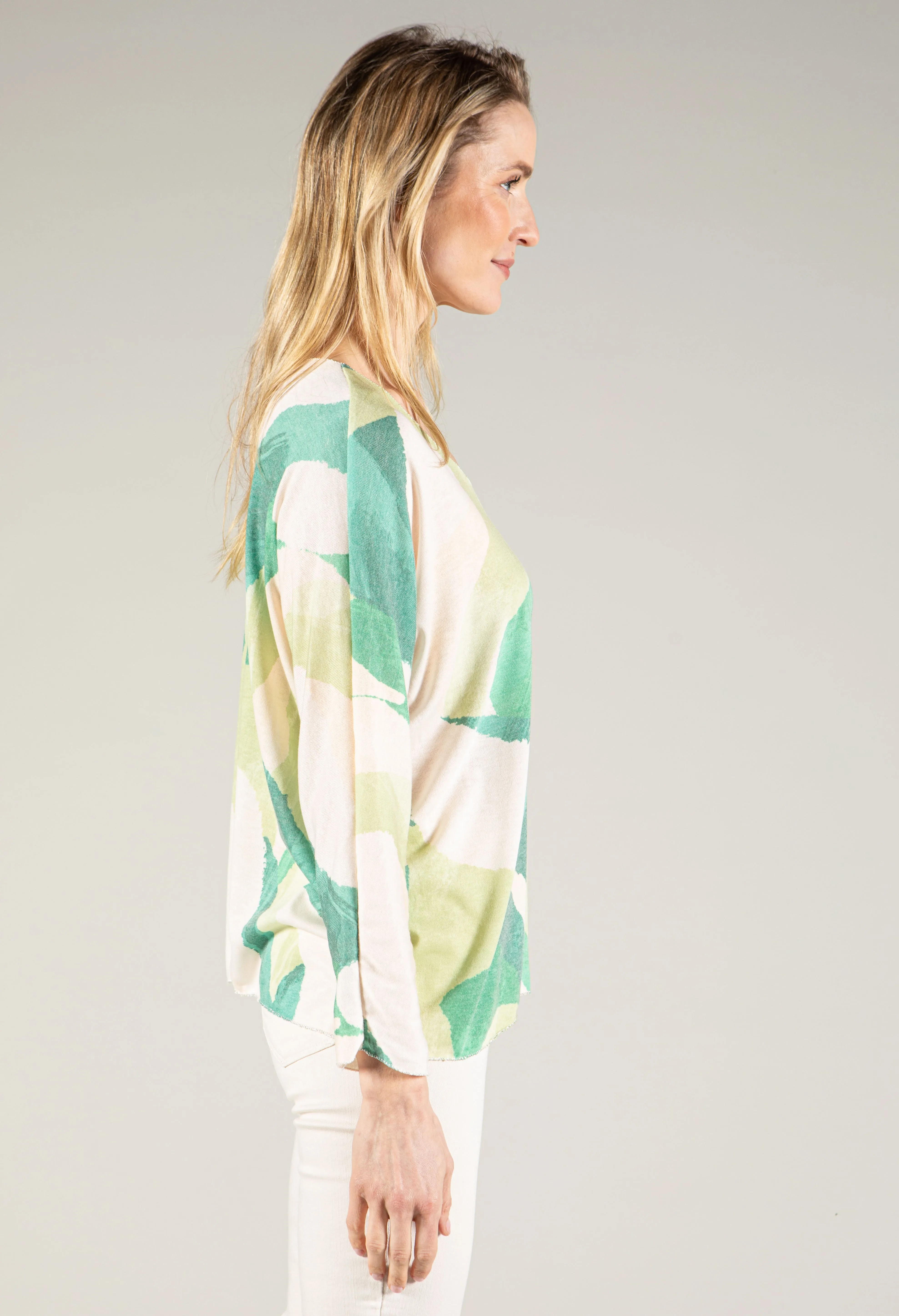 Abstract Print Soft Pullover