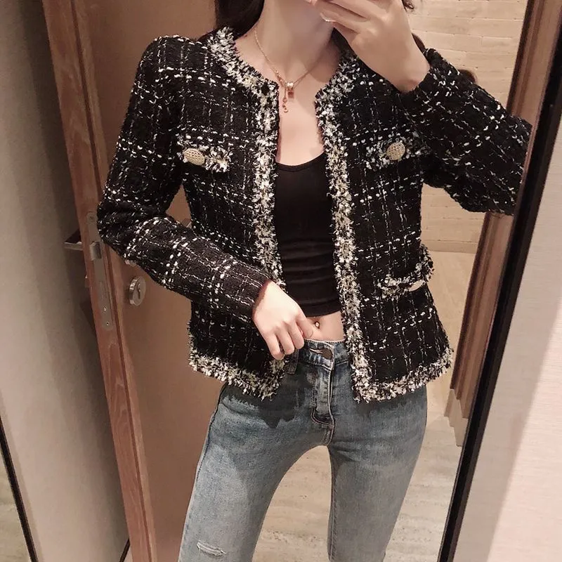 METAVERSMALL small fragrance temperament celebrity rough flower shawl black coat 2023 autumn and winter loose and versatile fashion top